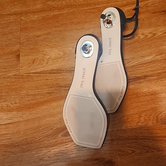 Gianni Bini NWOT - Picture 5 of 8